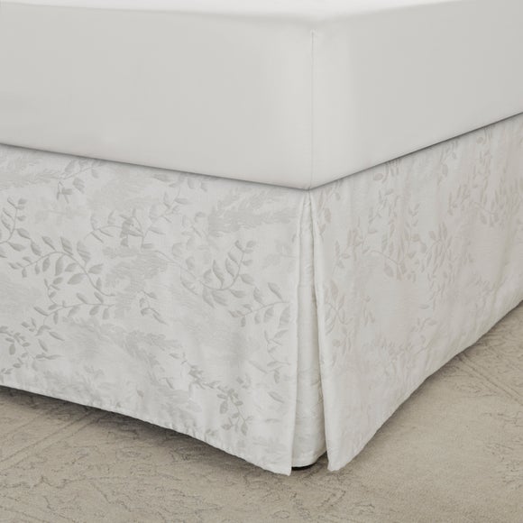 Dorma Luxe Wisteria Polycotton Valance - image 1