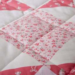 Vintage Floral 100% Cotton Bedspread 150cm x 200cm - thumbnail 3