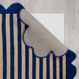Milo Scallop Wool Rug - thumbnail 3