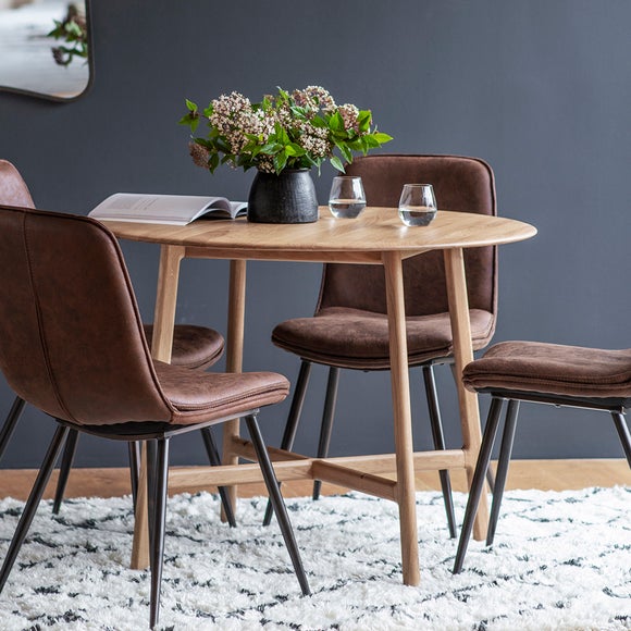 Cedar & Sage Hinton 4 Seater Round Dining Table, Oak - image 1