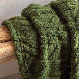 Forest Cable Stitched Throw Blanket - thumbnail 3
