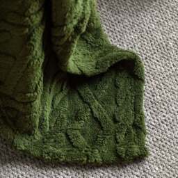 Forest Cable Stitched Throw Blanket - thumbnail 2