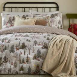 Furn. Forest Festivities 100% Cotton Duvet Cover and Pillowcase Set