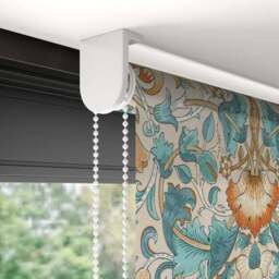 William Morris at Home Lodden Daylight Made to Measure Roller Blind - thumbnail 5