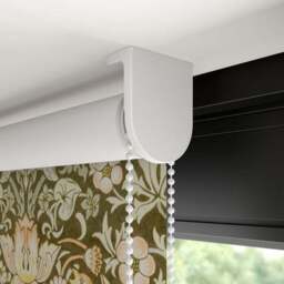 William Morris at Home Strawberry Thief Blackout Made to Measure Roller Blind - thumbnail 4