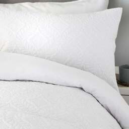 Serene Gianna White Duvet Cover and Pillowcase Set - thumbnail 2