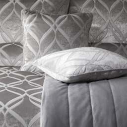 Belfort Cushion 43cm x 43cm - thumbnail 1
