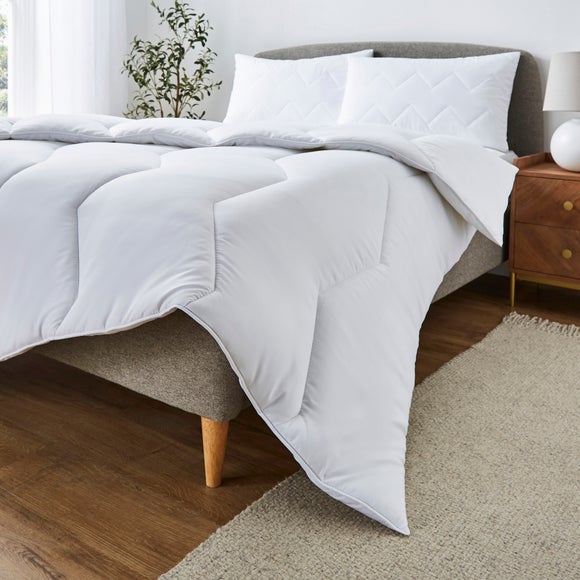 Fogarty Temperature Balance 10.5 Tog Duvet - image 1