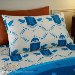 Harry Potter Ravenclaw Reversible Duvet Cover and Pillowcase Set - thumbnail 3