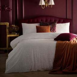 Laurence Llewelyn-Bowen Morris Major Chintz Velvet Square Cushion - thumbnail 4