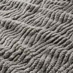 Henwood Textured Fleece Throw Blanket 130cm x 170cm - thumbnail 2