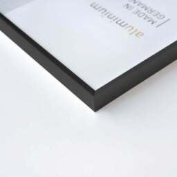 Nielsen Pixel Photo Frame - thumbnail 3
