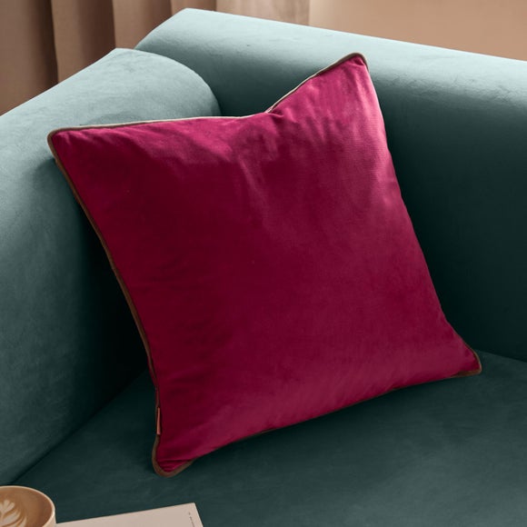 Furn. Square Cushion - image 1