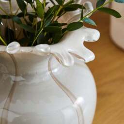 Striped Handkerchief Opaque Glass Vase - thumbnail 2