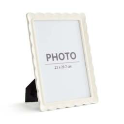 Scalloped Photo Frame - thumbnail 2