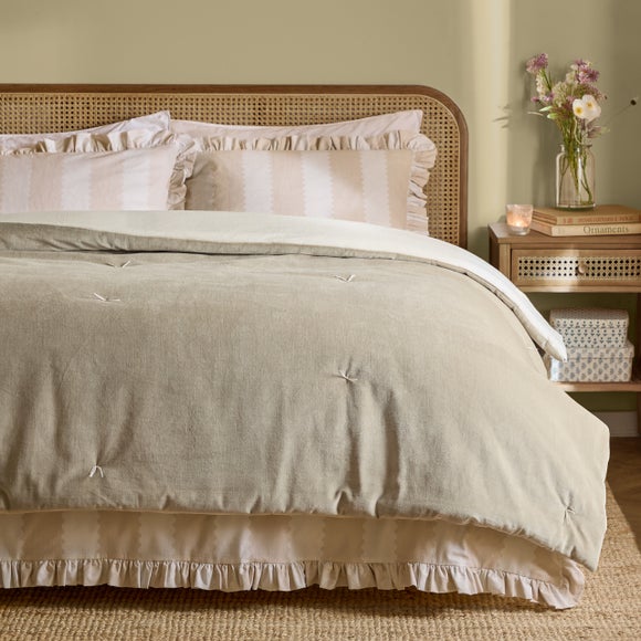 Wylder Nature Edie Bedspread - image 1