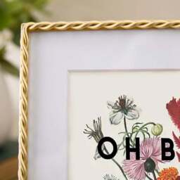 Twisted Frame Metal Photo Frame - thumbnail 2