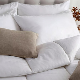 Snuggledown Hotel Luxurious Pillow Pair - thumbnail 3