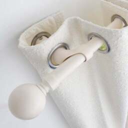 Ashton Room Darkening Extendable Metal Eyelet Curtain Pole - thumbnail 3