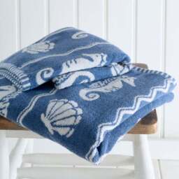 Seahorse 100% Cotton Towel - thumbnail 2