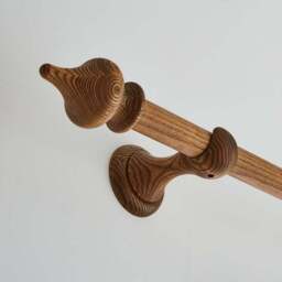Pendleton Wood Curtain Pole - thumbnail 3