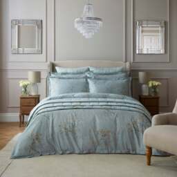 Dorma Gypsophilia Bedspread - thumbnail 1