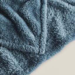 Teddy Bear Throw Blanket - thumbnail 2