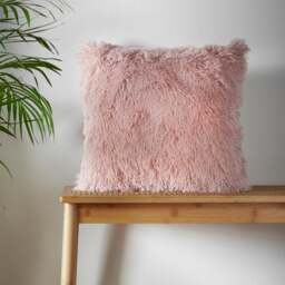 Catherine Lansfield Cuddly Square Cushion - thumbnail 1
