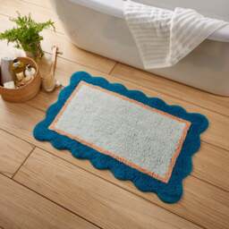 Heart and Soul Scallop Bath Mat - thumbnail 1