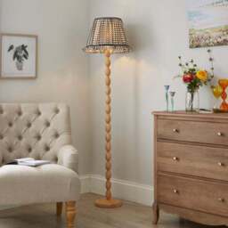 Carys Frilled Gingham Lamp Shade - thumbnail 4