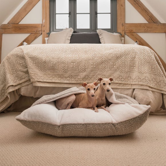 Lords and Labradors Boucle Sleepy Burrow Dog Bed - image 1
