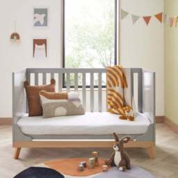 Babymore Mona Cot Bed - thumbnail 3