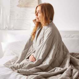 Soft & Cooling Blanket - thumbnail 5