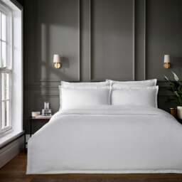 Hotel Cotton Stripe 400 Thread Count Duvet Cover & Pillowcase Set - thumbnail 1