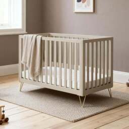 Babymore Kimi Cot Bed - thumbnail 2