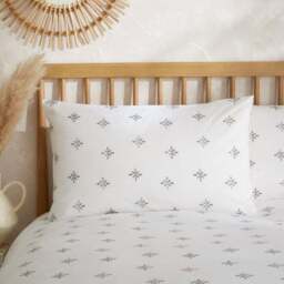 Zarah Motif 100% Cotton Duvet Cover & Pillowcase Set - thumbnail 2