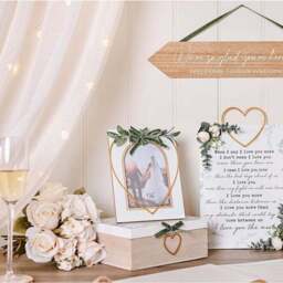 Love Story Gold Heart Photo Frame - thumbnail 2