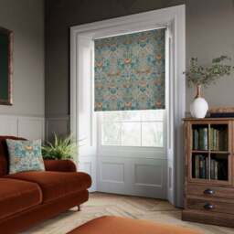 William Morris at Home Lodden Daylight Made to Measure Roller Blind - thumbnail 3