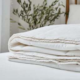Lightweight 1 Tog Summer Duvet - thumbnail 2