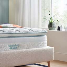 Silentnight Ultragel Cool-to-Touch 2000 Pocket Pillowtop Hybrid Mattress - thumbnail 4