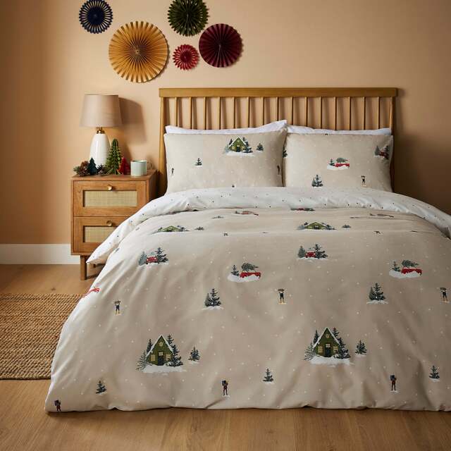 Dunelm Christmas Scene Reversible Natural Duvet Cover & Pillowcase Set, Size: Single Natural