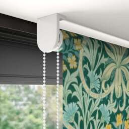 William Morris Woodland Weeds Daylight Made to Measure Roller Blind - thumbnail 5