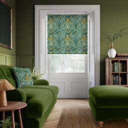 William Morris Woodland Weeds Daylight Made to Measure Roller Blind - thumbnail 1