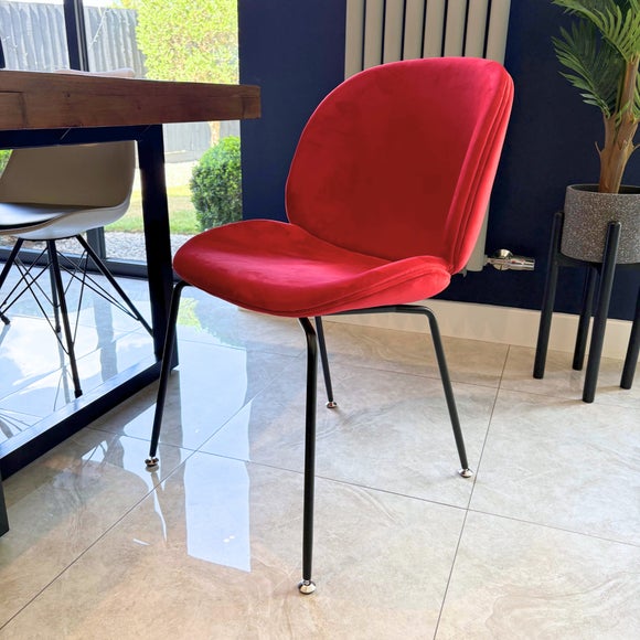 Fusion Living Luxurious Velvet Dining Chair with Black Metal Legs - image 1