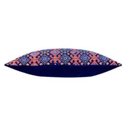 Laurel Luxurious Velvet Rectangular Cushion - thumbnail 3