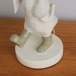 Darcy Resin Duck White Table Lamp - thumbnail 4