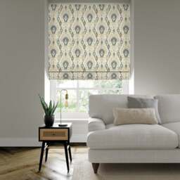 Chic Made to Measure Roman Blind - thumbnail 1