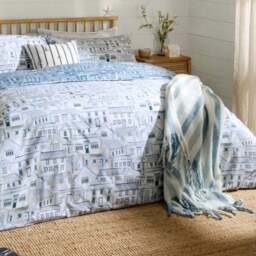 Wylder Nature Abersoch Town 100% Cotton Duvet Cover & Pillowcase Set - thumbnail 3