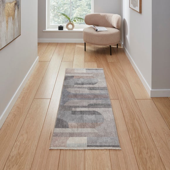 Whisper Geometric Runner - image 1