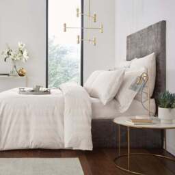 Hotel Stripe 230 Thread Count 100% Cotton Duvet Cover - thumbnail 3